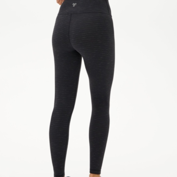 TNA Aritzia tights - Picture 2 of 2